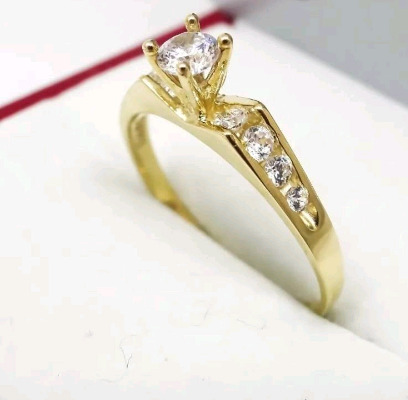 Anillo de Compromiso Gabrielle