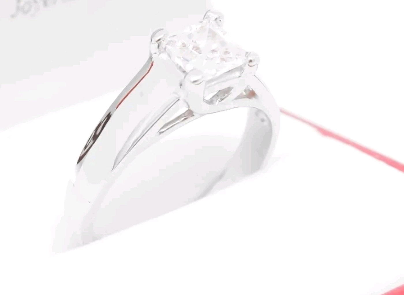 Anillo de Compromiso Tiffany