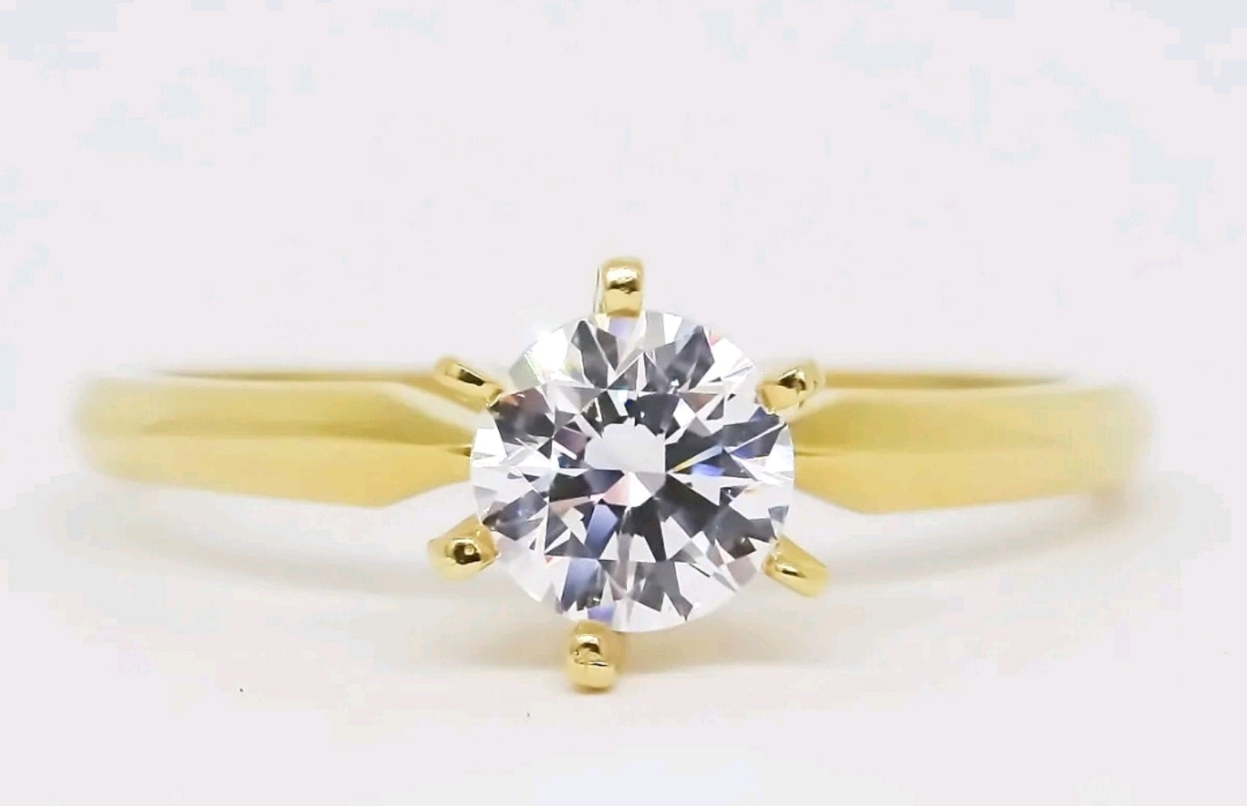 Anillo de Compromiso Liso Tradicional