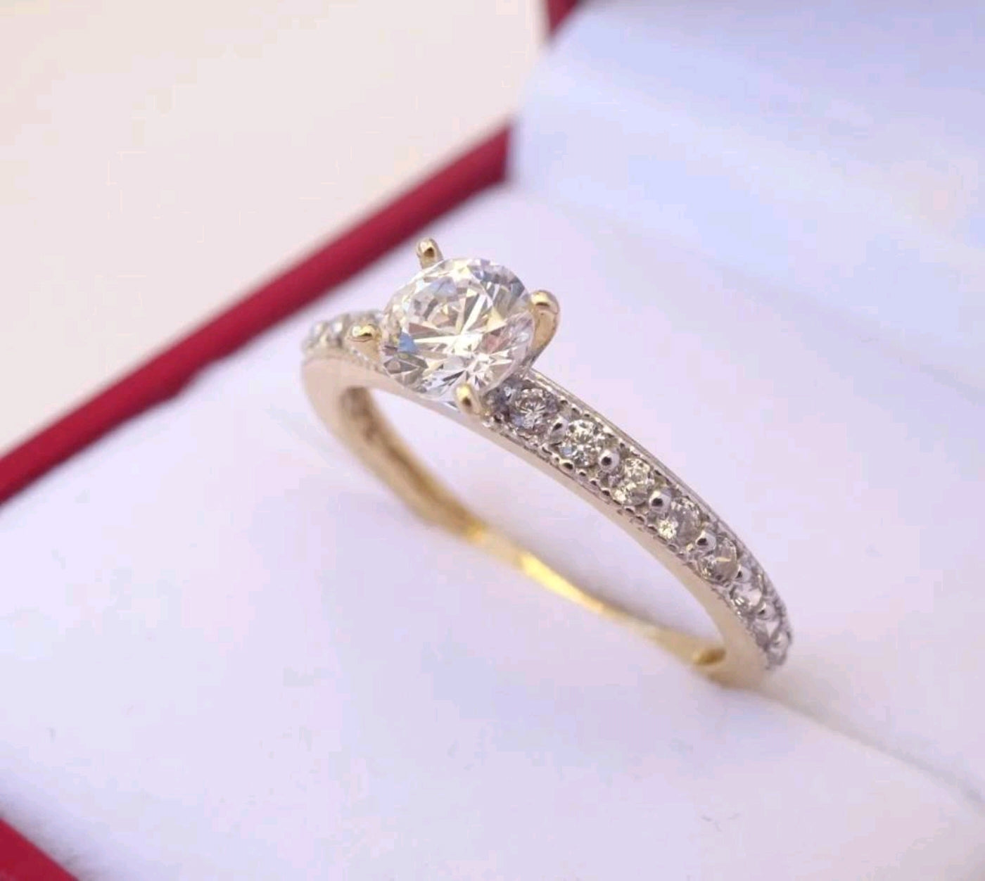 Anillo de Compromiso Ivett