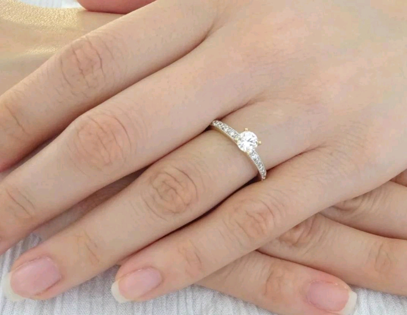 Anillo de Compromiso Ivett