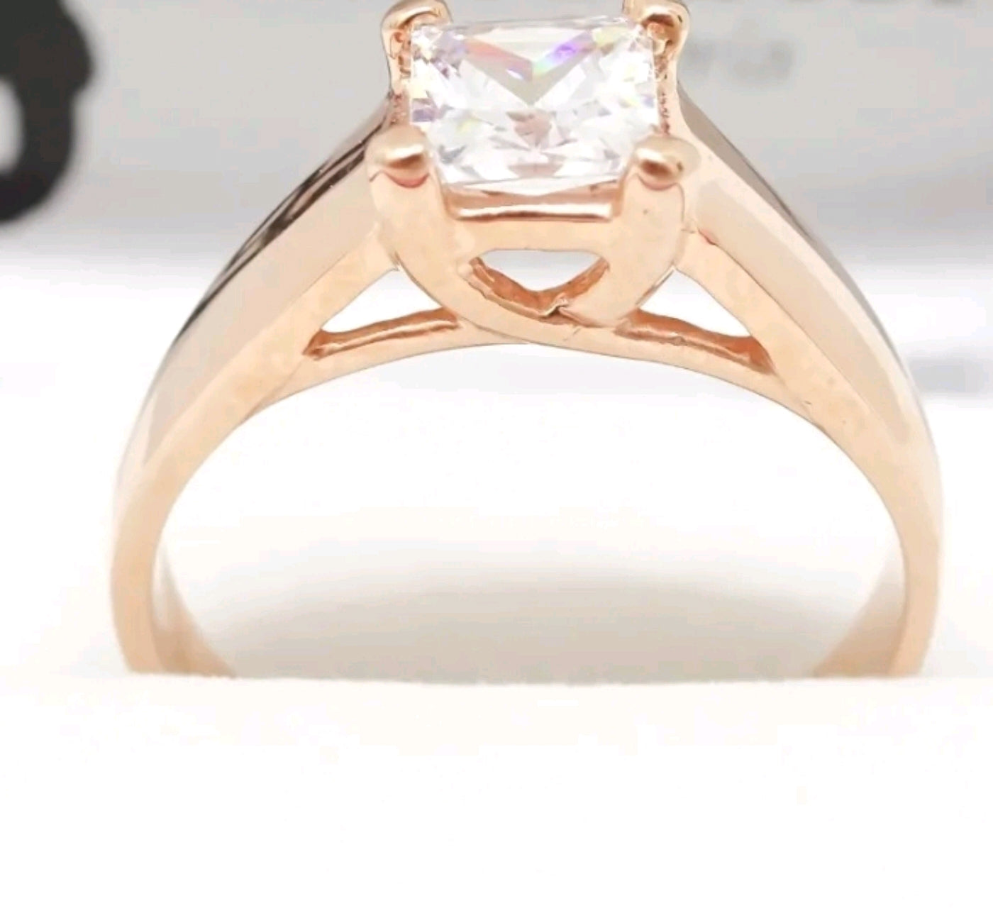 Anillo de Compromiso Tiffany