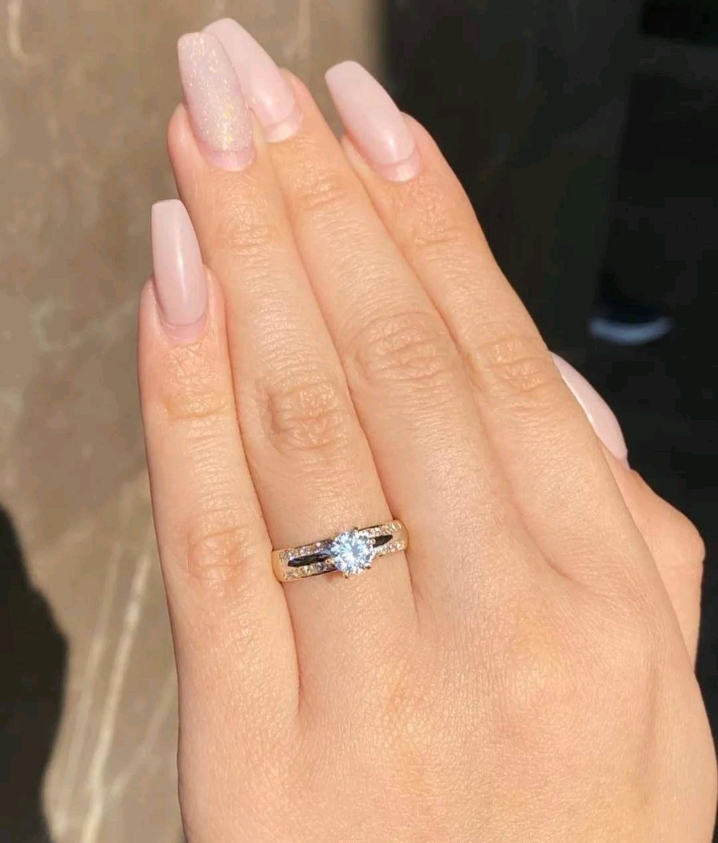 Anillo Alyssa