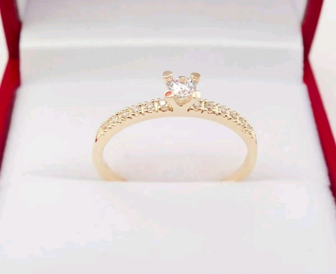 Anillo de Compromiso Emily