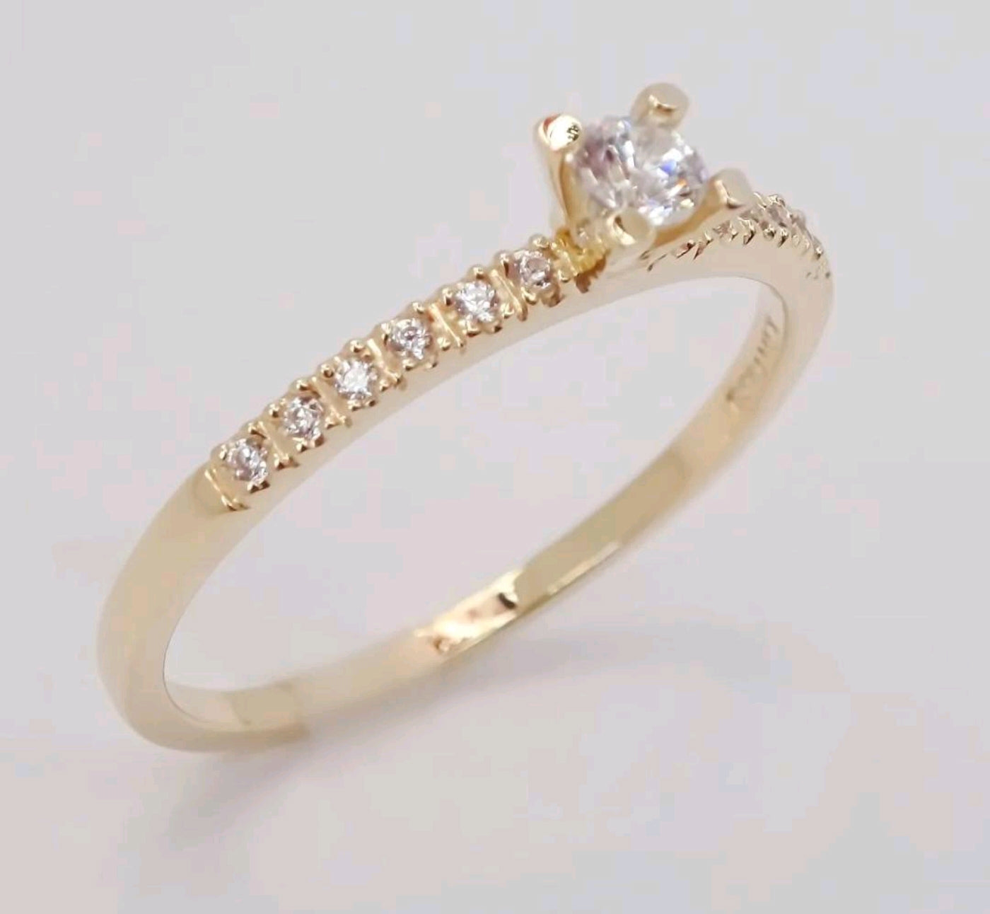 Anillo de Compromiso Emily