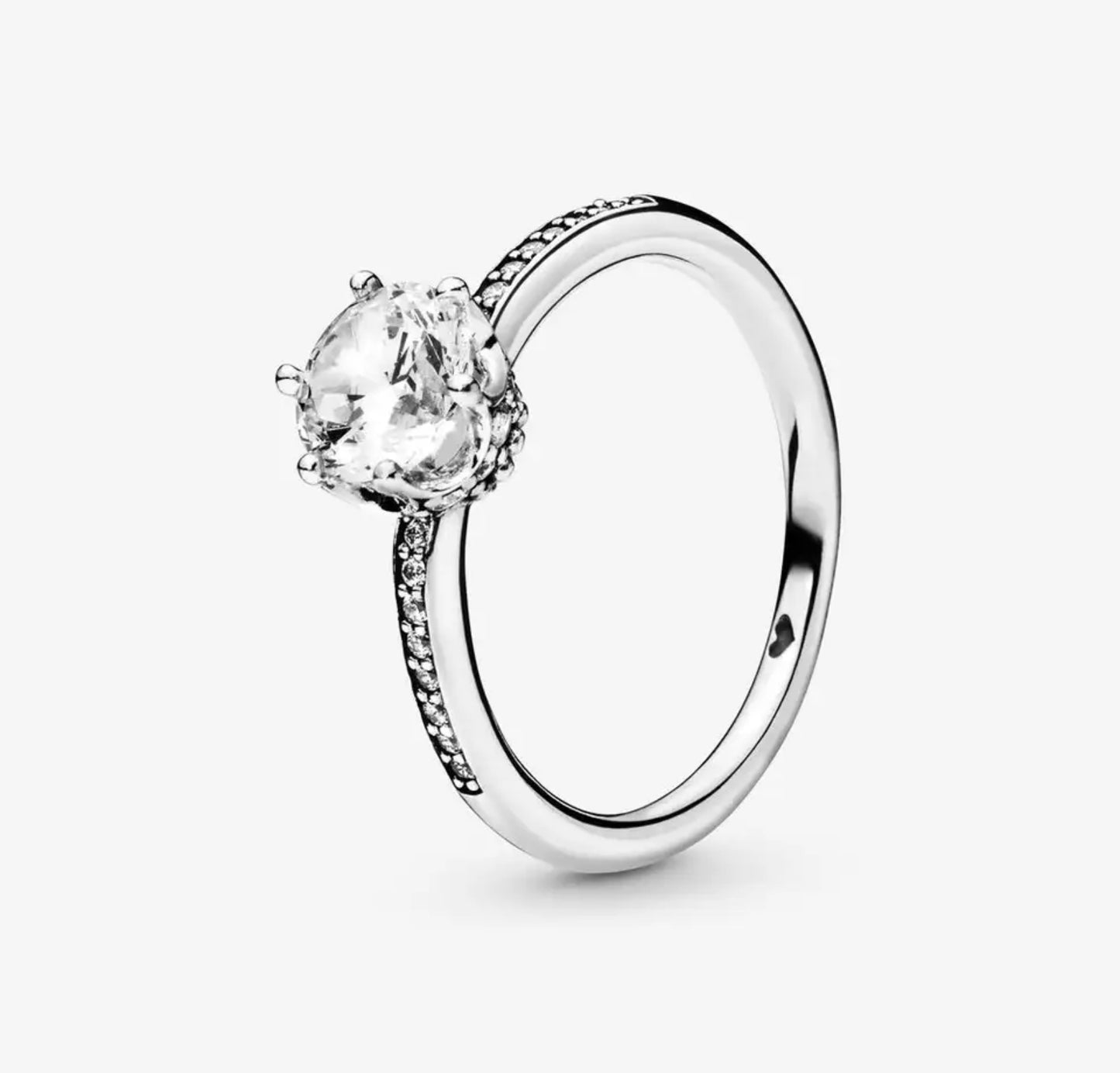 Anillo Corona Deslumbrante